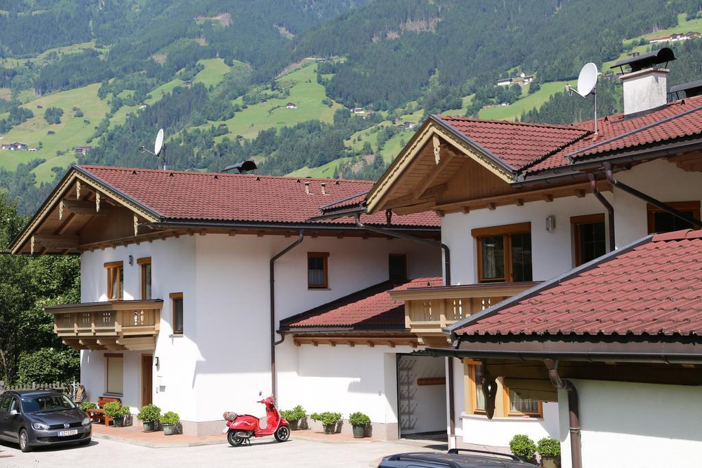 Haus Peter Schiestl Apartment Zell am Ziller Room photo