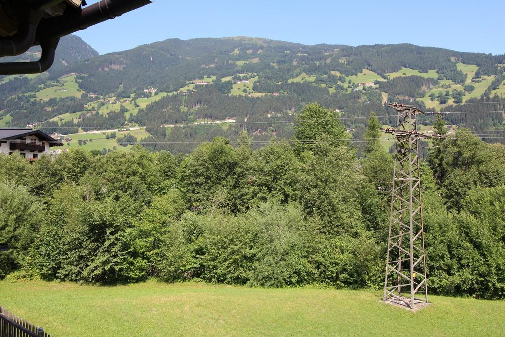 Haus Peter Schiestl Apartment Zell am Ziller Room photo